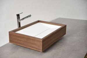 700gap-edge-glacier-walnut